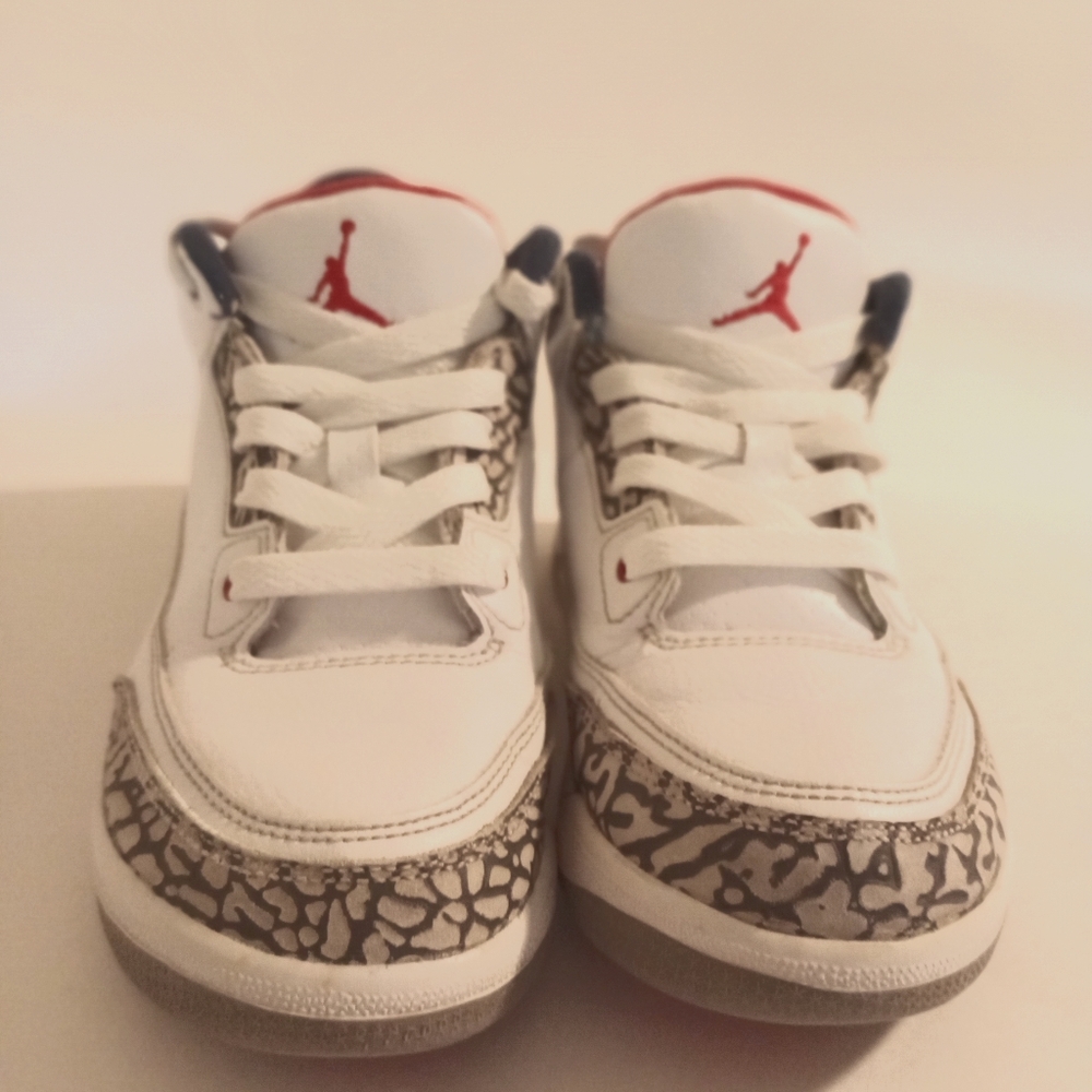 JORDAN RETRO 3 CEMENT BLUE SIZE 1